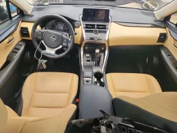 
										Lexus NX300 full									