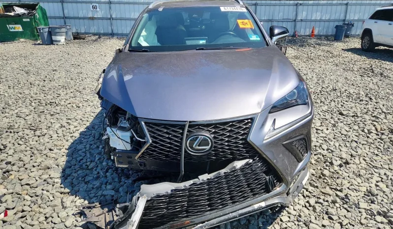 
								Lexus NX 300 full									