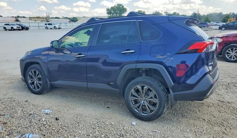 
								Toyota RAV4 full									