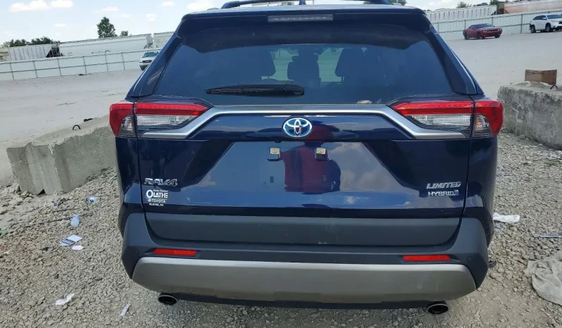 
								Toyota RAV4 full									