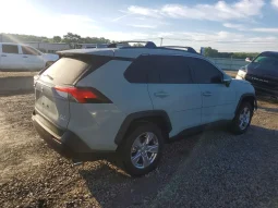 
										Toyota RAV4 full									