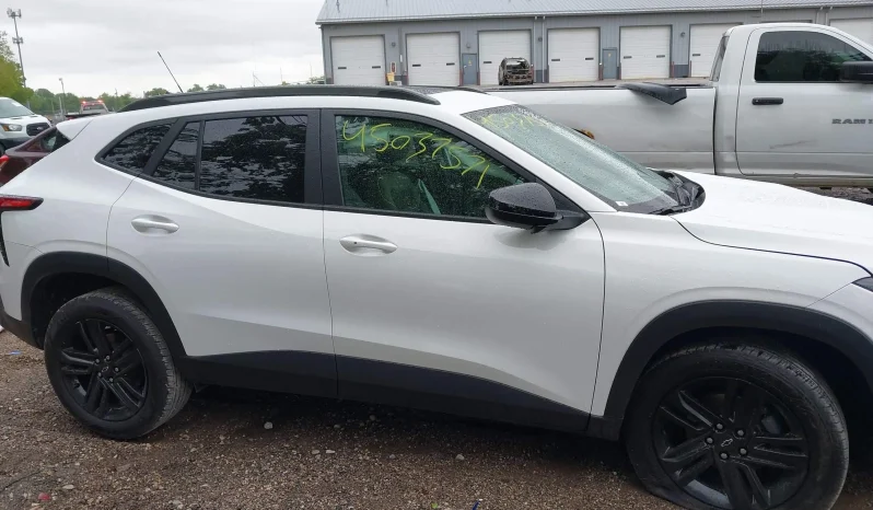 
								Chevrolet Trax full									