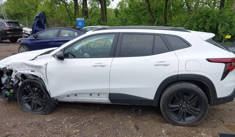 
								Chevrolet Trax full									
