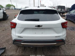 
										Chevrolet Trax full									