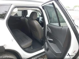 
										Chevrolet Trax full									