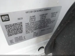 
										Chevrolet Trax full									