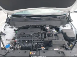 
										Hyundai Kona full									