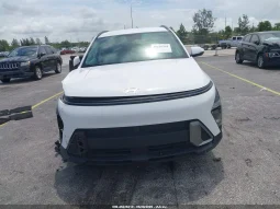 
										Hyundai Kona full									
