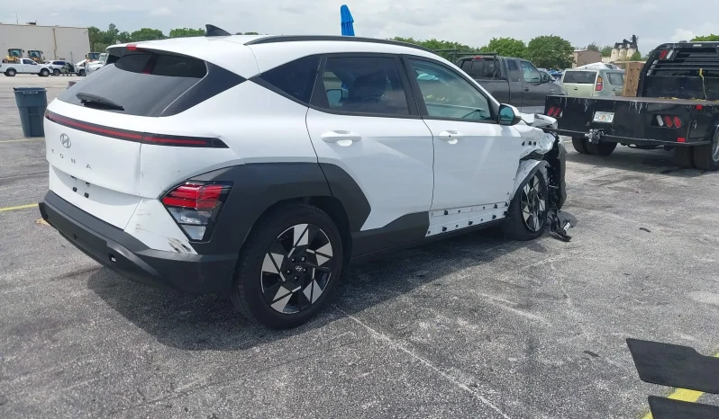 
								Hyundai Kona full									