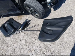 
										Hyundai Kona full									