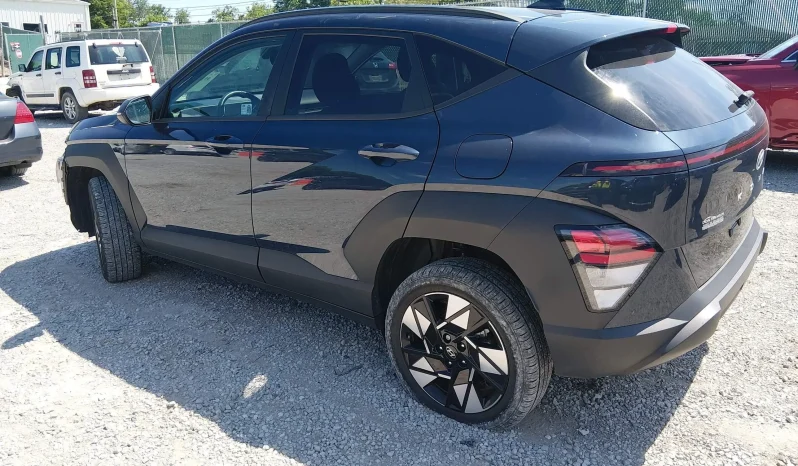 
								Hyundai Kona full									