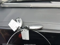 
										Hyundai Kona full									