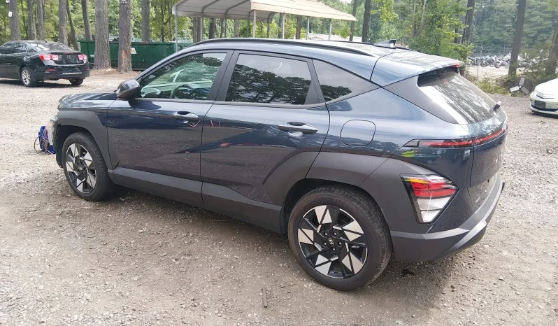 
								Hyundai Kona full									