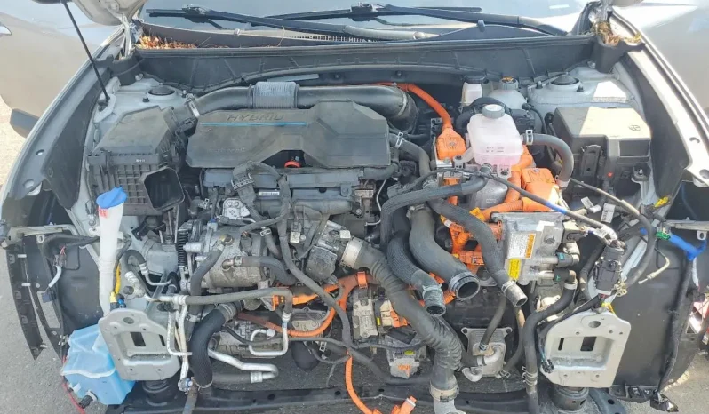 
								Hyundai Tucson Hybrid full									