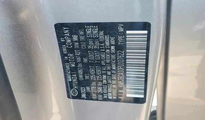 
								Hyundai Tucson Hybrid full									