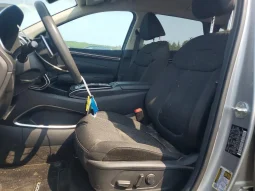 
										Hyundai Tucson Hybrid full									