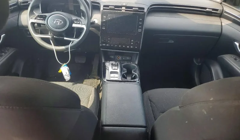 
								Hyundai Tucson Hybrid full									