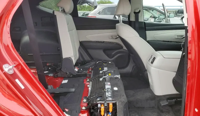 
								Hyundai Tucson full									