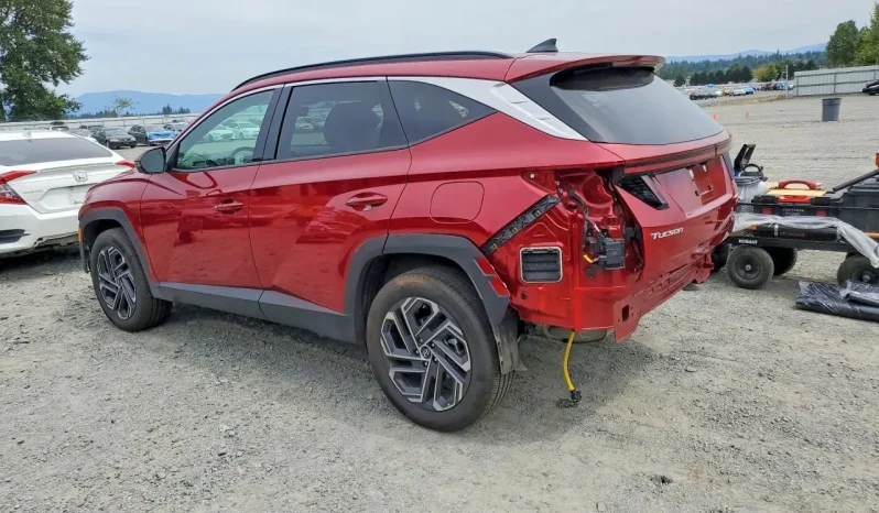 
								Hyundai Tucson full									