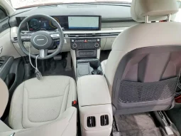 
										Hyundai Tucson full									