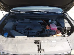 
										Hyundai Tucson full									