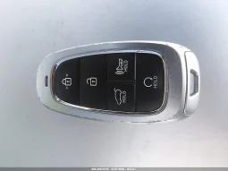 
										Hyundai Tucson full									