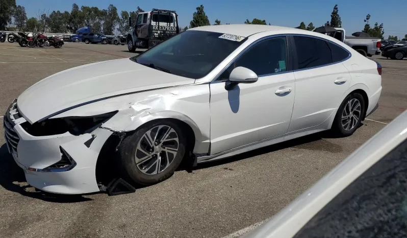 
								Hyundai Sonata Hybrid full									