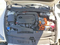 
										Hyundai Sonata Hybrid full									