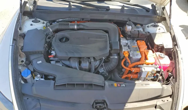 
								Hyundai Sonata Hybrid full									