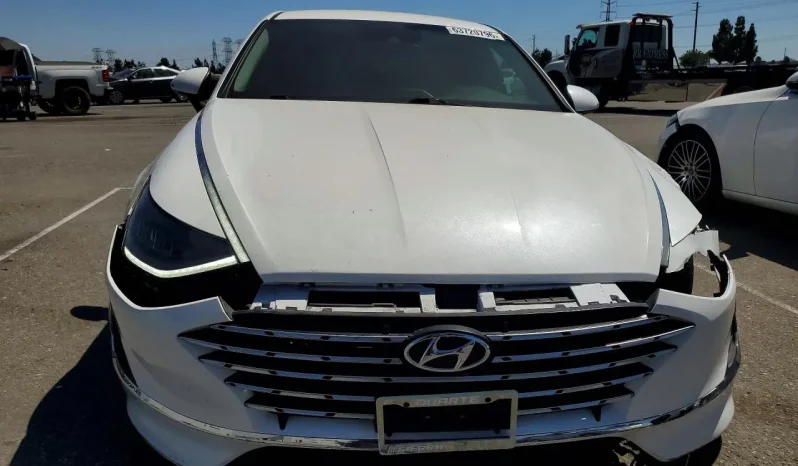 
								Hyundai Sonata Hybrid full									