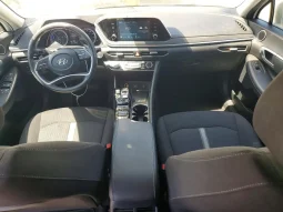 
										Hyundai Sonata Hybrid full									
