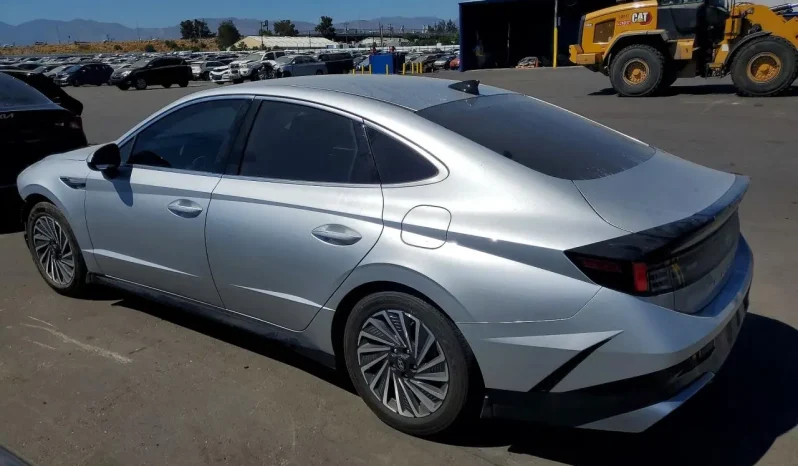 
								Hyundai Sonata full									