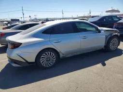 
										Hyundai Sonata full									