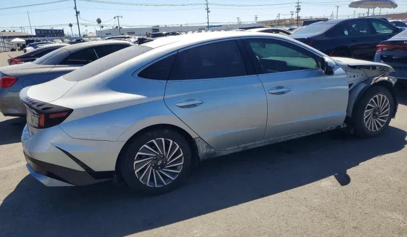 
								Hyundai Sonata full									