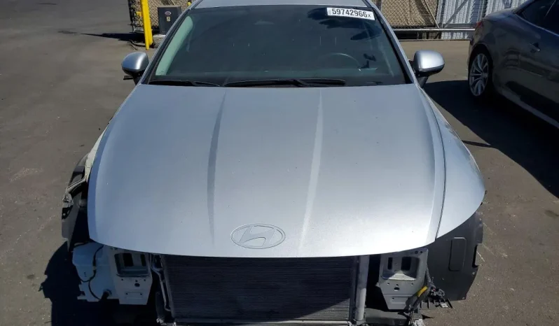 
								Hyundai Sonata full									