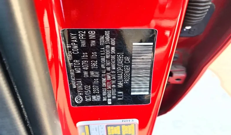 
								Hyundai Elantra full									