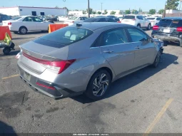 
										Hyundai Elantra full									
