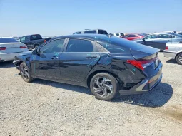 
										Hyundai Elantra full									