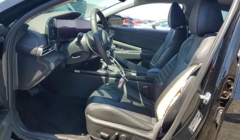 
								Hyundai Elantra full									