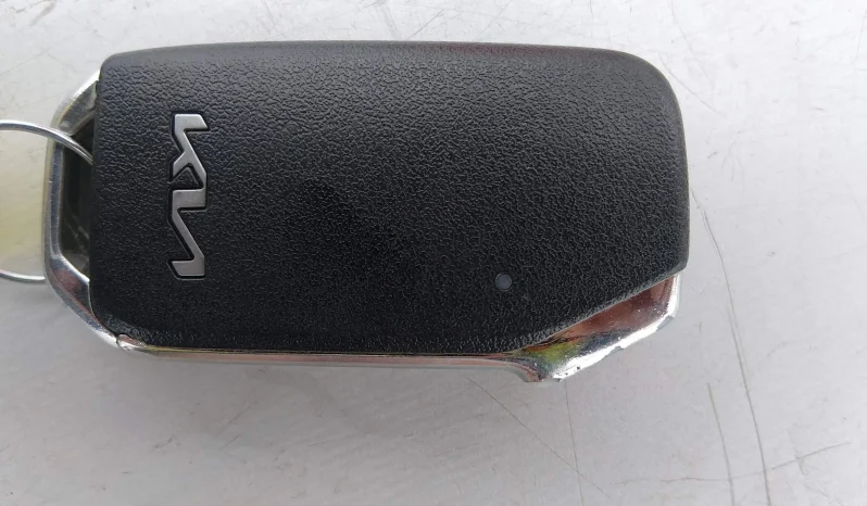 
								KIA Niro full									