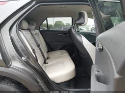 
										KIA Niro full									