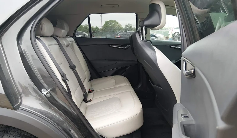 
								KIA Niro full									