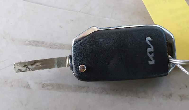 
								Kia Sportage Hybrid full									