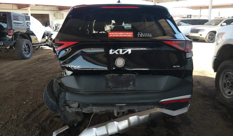 
								Kia Sportage Hybrid full									