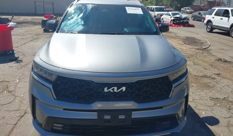 
								Kia Sorento full									