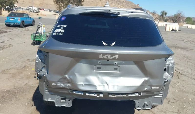 
								Kia Sorento full									
