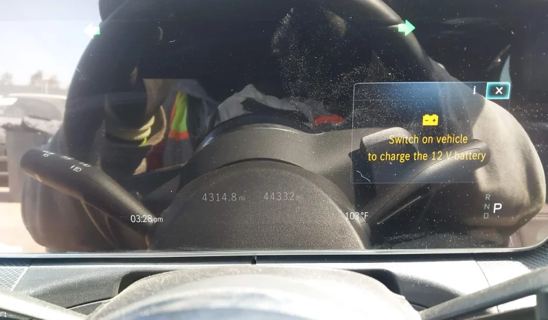 
								Mercedes-Benz C full									