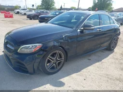 
										Mercedes-Benz C 300 full									