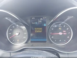 
										Mercedes-Benz C 300 full									