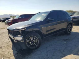 
										Mercedes-Benz GLC 300 full									